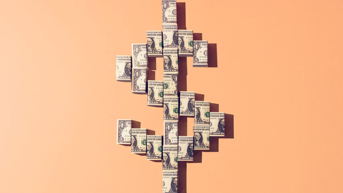 money-gettyimages-1126636461