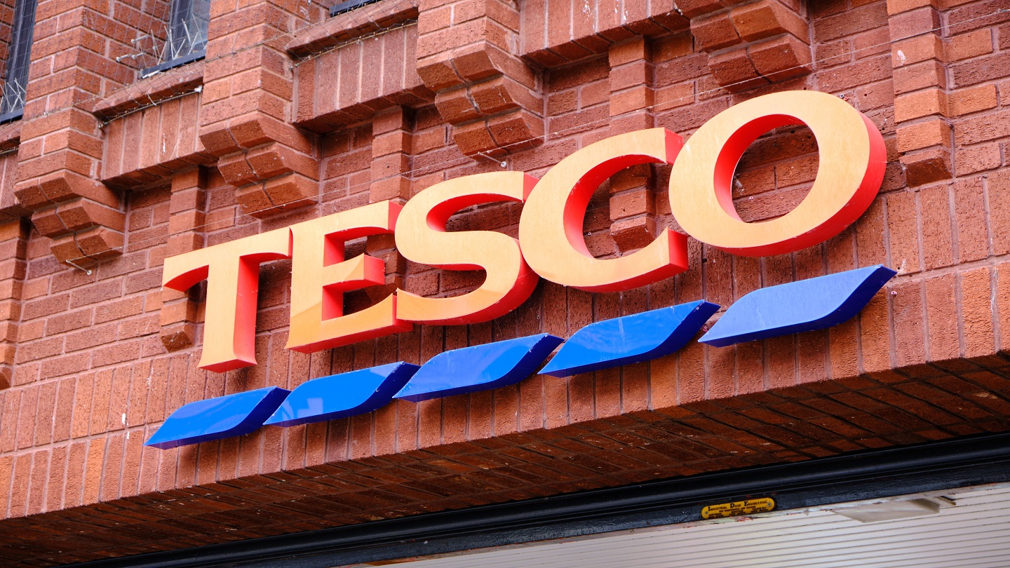 Tesco invests to offer customers savings on vegetables for Christmas