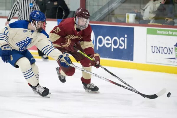 Men's Ice Hockey: Northfield Savings Bank Holiday Tournament Preview