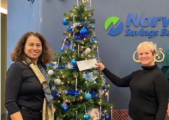 Norway Savings Bank makes $2,000 donation to Harrison Food Bank